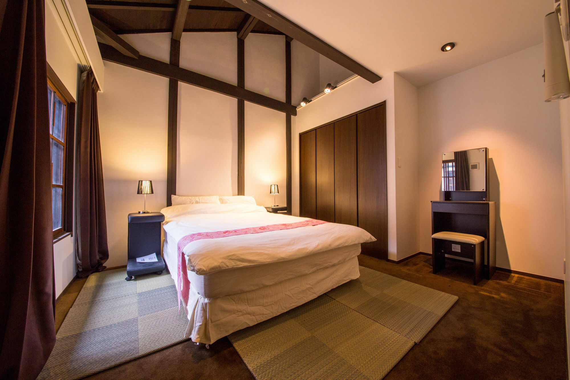 Le Machiya Rokkaku Suite Kyoto Bagian luar foto