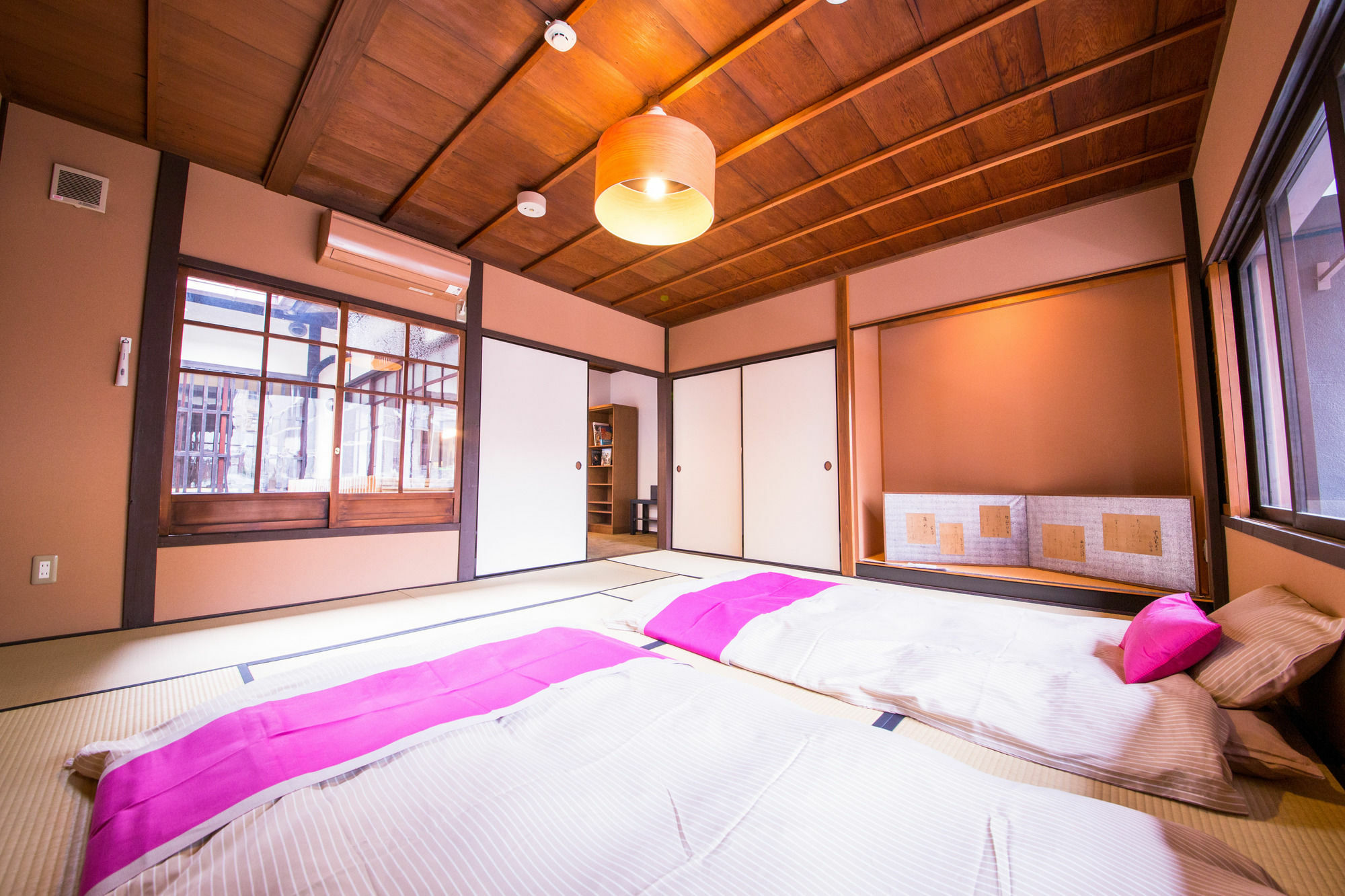 Le Machiya Rokkaku Suite Kyoto Bagian luar foto